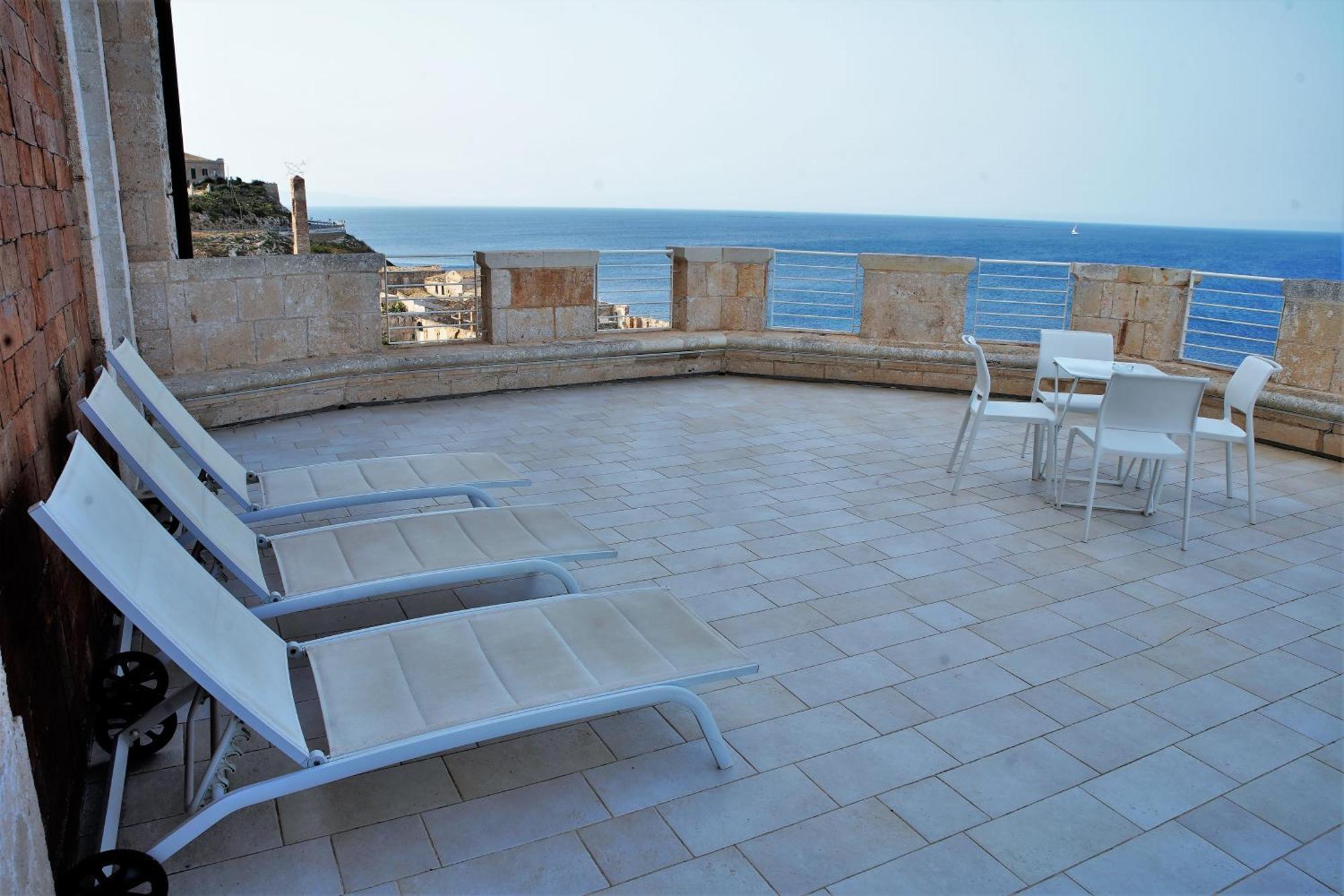 Castello Tafuri Hotell Portopalo Di Capo Passero Eksteriør bilde